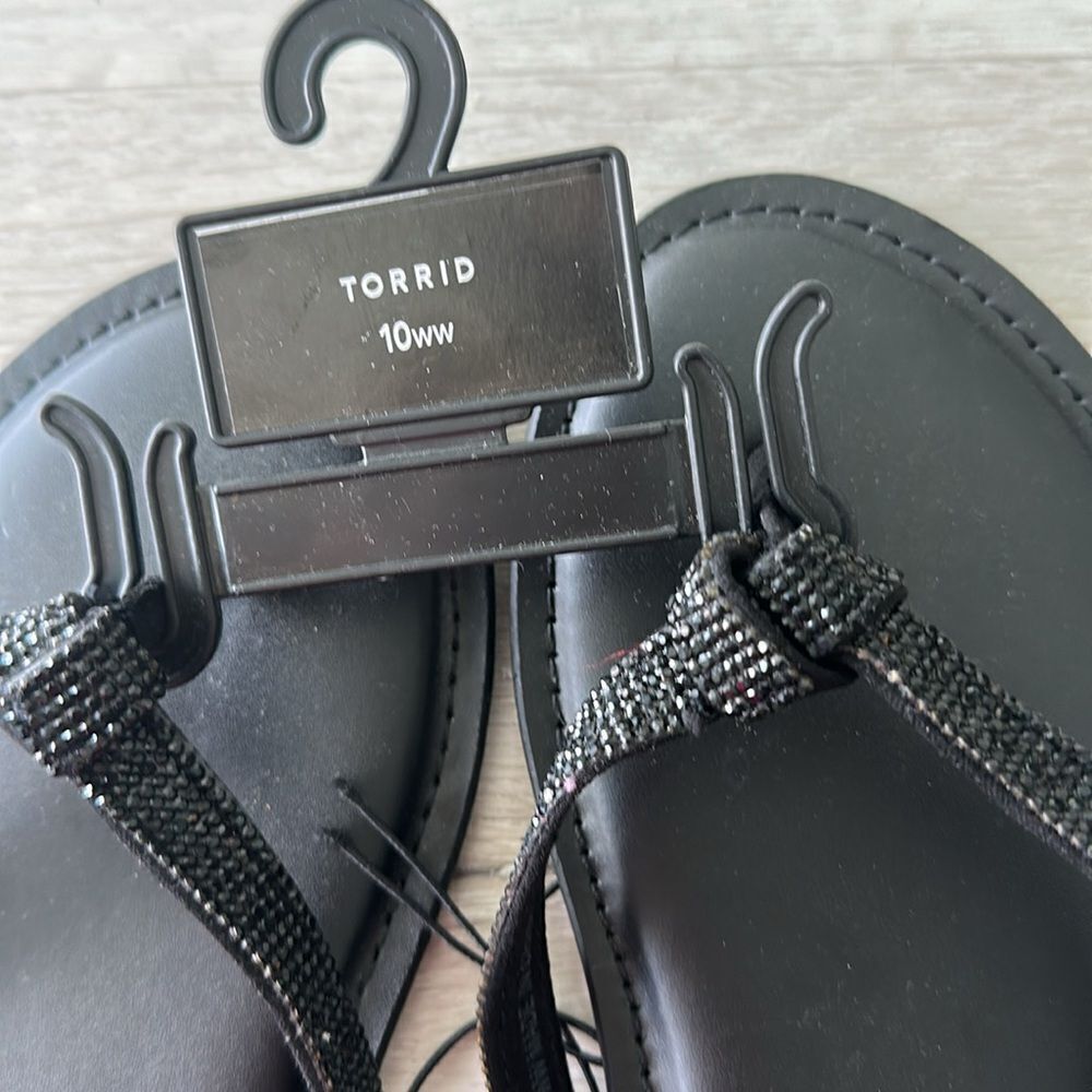 Torrid Rhinestone Knot Flip Flops - Picture 9 of 10